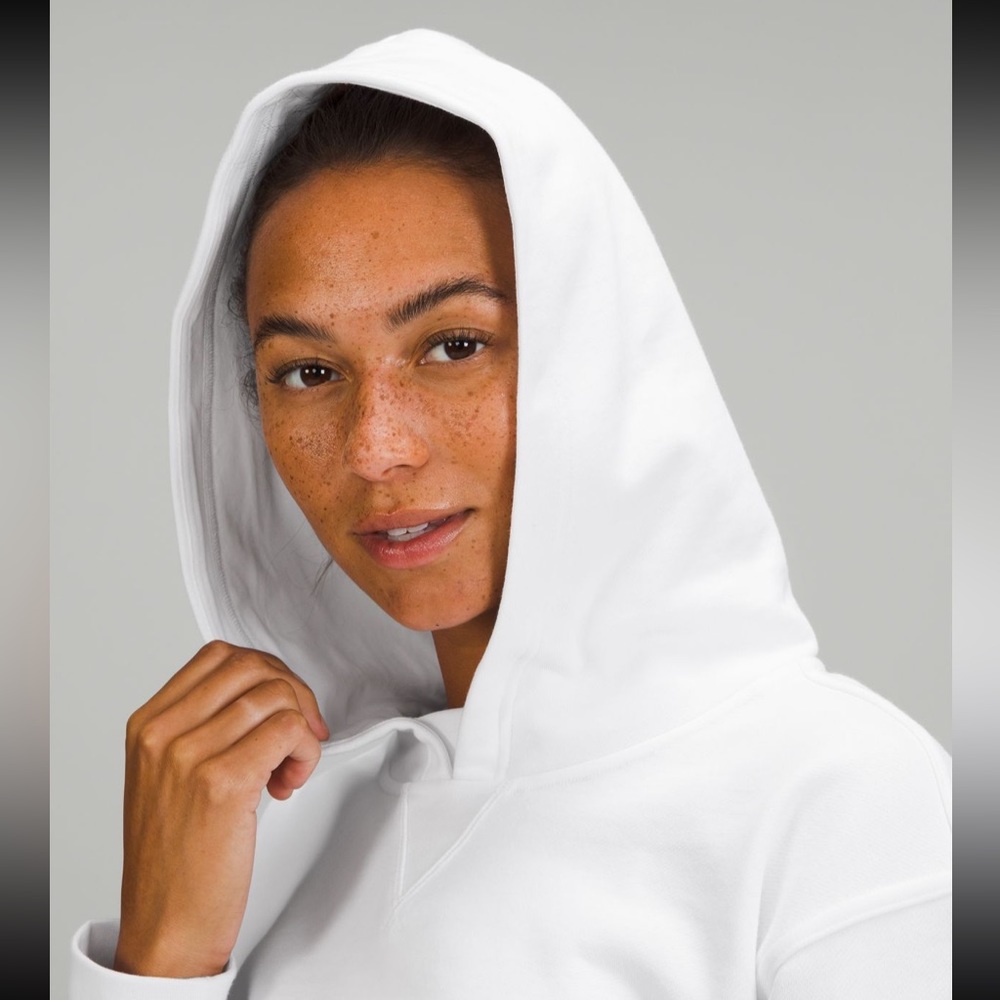 LULULEMON All Yours Cropped Hoodie - Picture 4 of 6